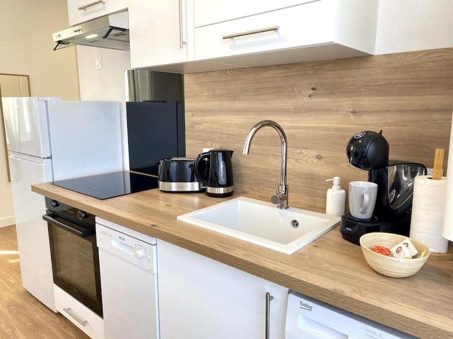 Apartamento Le Dandy-Proche Centre-Neuf Châteauroux Exterior foto