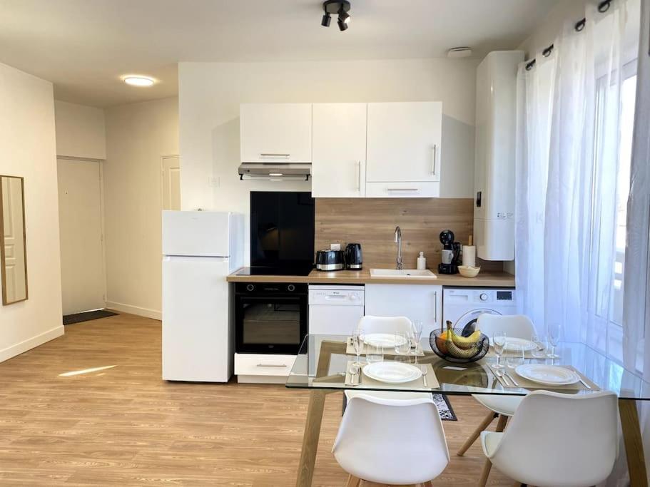 Apartamento Le Dandy-Proche Centre-Neuf Châteauroux Exterior foto